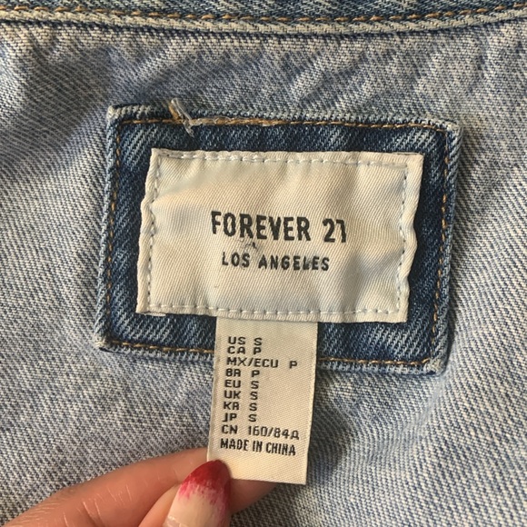 FOREVER 21 SIZE S Distressed Denim Vest - Picture 7 of 7